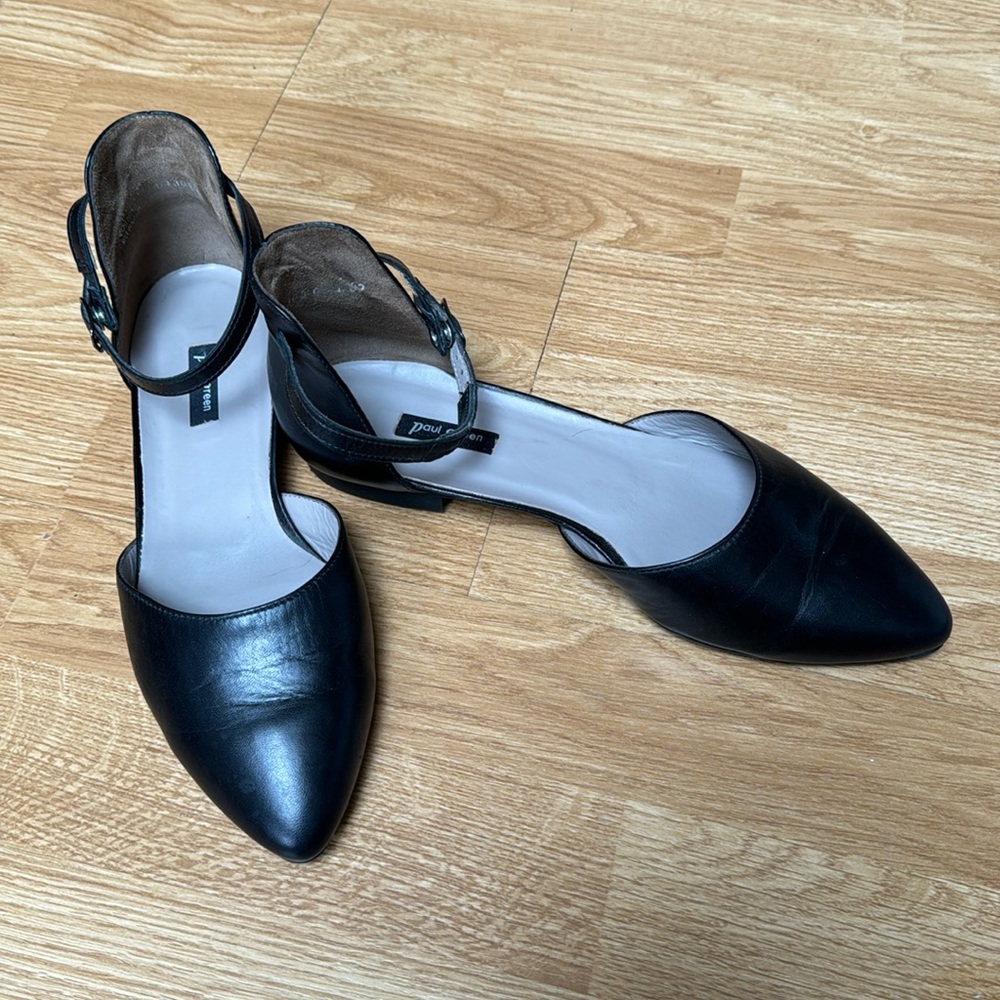 Paul Green flats